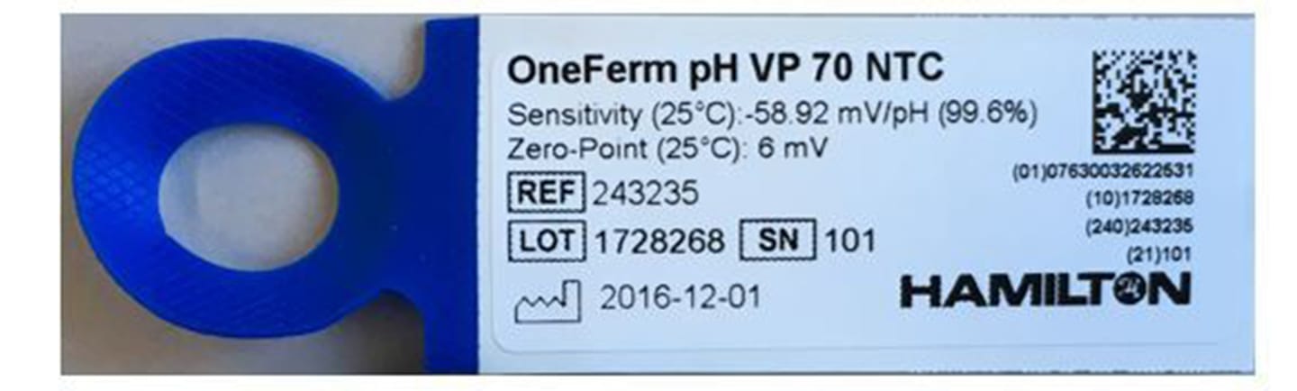 Hamilton OneFerm pH VP 70 NTC sensor label showing REF 243235, LOT 1728268, SN 101, dated 2016-12-01