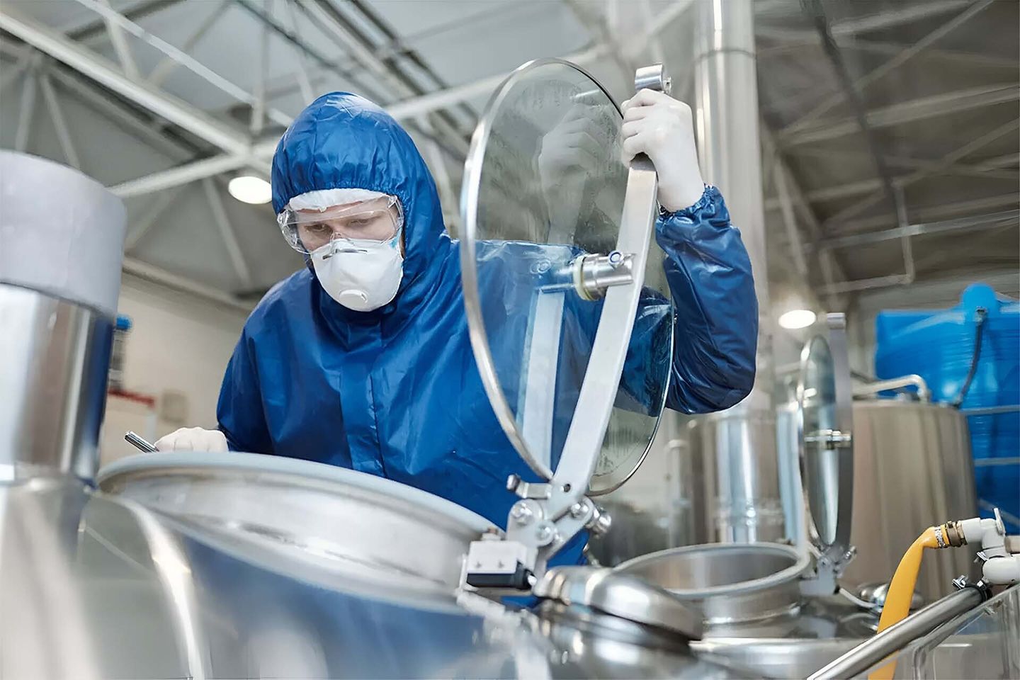 Tank blanketing process