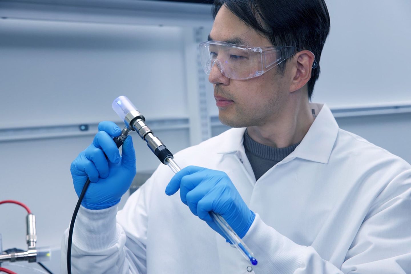 Hamilton pH sensor and scientist