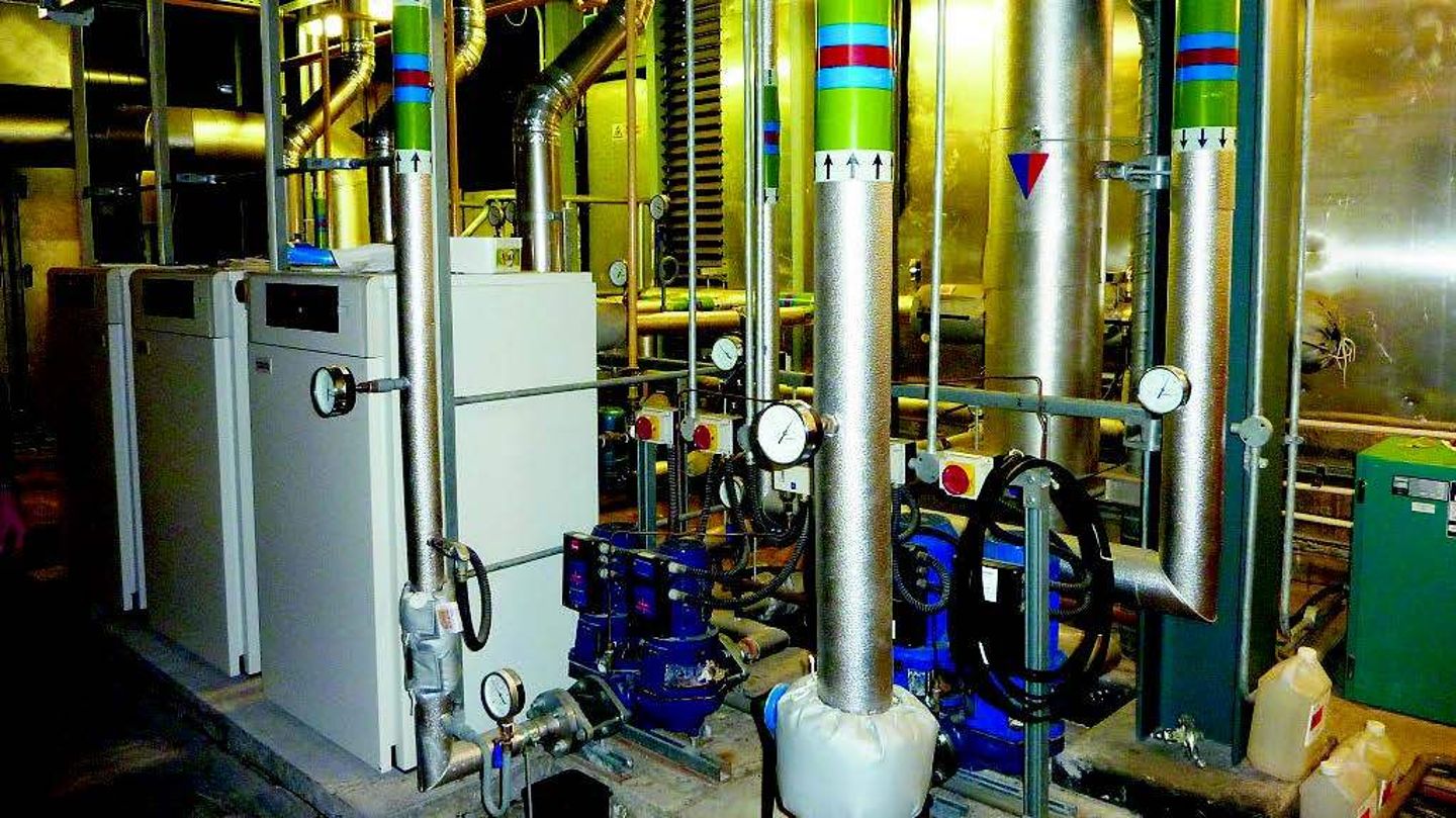 Typical plant room for LTHW & CHW systems
