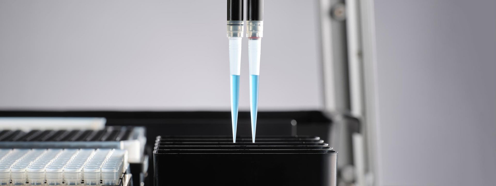 reagent resevior header