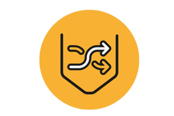 Icon of a container with two curved arrows indicating fluid mixing or homogenization, on an orange circle.