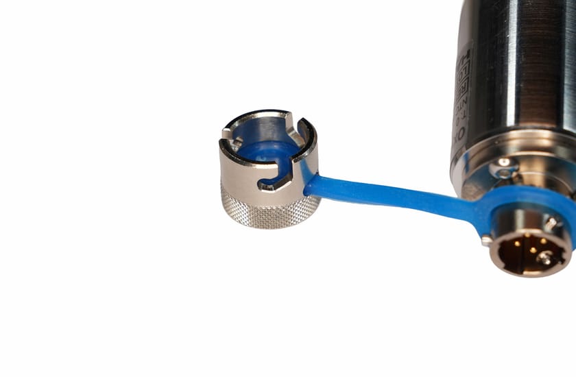 T82 autoclaving cap oxyferm
