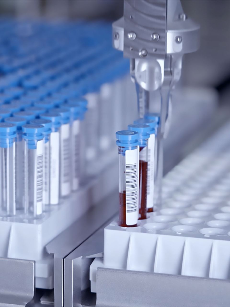 Verso Dx allows labs to focus on high-value tasks.